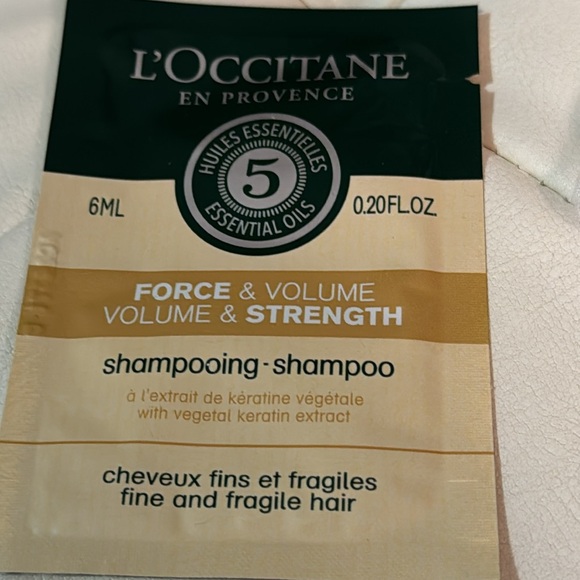 Free With $25 Purchase-L’Occitane Beauty Samples-Hand Cream Body Cream Shampoo - Picture 3 of 6